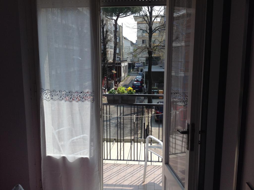 Hotel Laura 里米尼 外观 照片